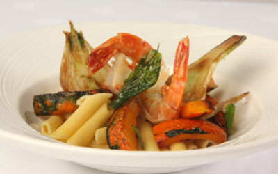 Penne mit geschmortem Kürbis, Fenchel, Basilikum und Scampi